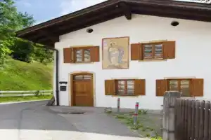 Hölzlhaus -563- Guest house, Mittenwald