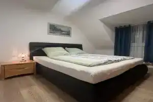 Beishan Apartment Dachgeschoss, Nurnberg