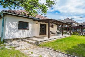 MyFlat Diana Family Apartment, Balatonszabadi Furdotelep