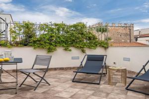 Mani San Domenico by DomuSicily Apart-hotel, Palermo