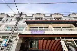 Tropikathu Guest House, Kathu