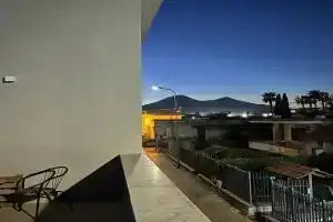 Vesuvius Nights Apartments, Scafati