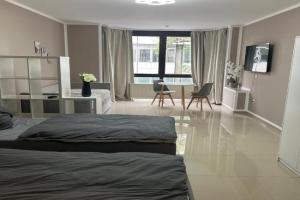 Citynah und Modern - Helle Wohnung mit Komfort Apartments, Nurnberg