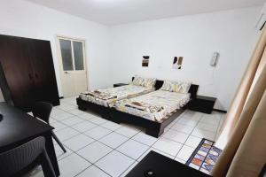 Lovely Paceville Studio E, Pembroke