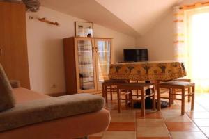 Apartments Pansion Franka 3 - Apartment 11, Gradac