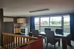 Rockhampton Court Apartment, Rockhampton