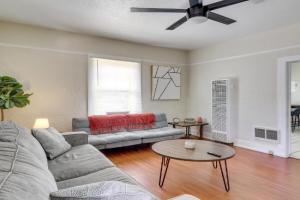 2 Mi to Old Town ABQ East Downtown Triplex Unit Apartments, Albuquerque