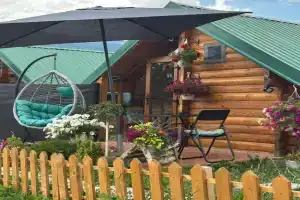 Camp Laksi, Plav