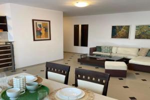 Deluks Apartament Lazur, Pomorie
