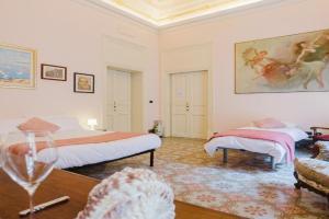 Garibaldi Houses by Quokka 360 - Timeless elegance in, Marsala