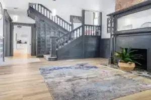 Massive 11BR Home Ideal for Reunions Guest house, Niagara Falls