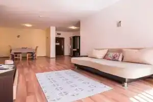 SeaNest Apartment, Golden Sands