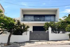 Ground-Floor Studio Apartment, Neos Marmaras