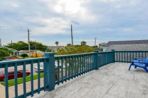 Welcome to Coastal Serenity – your perfect vacation retreat by the sea Guest house, Galveston