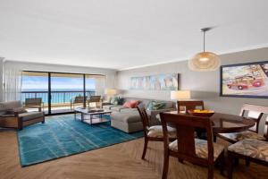 Luxury Oceanfront High Floor at Waikiki Beach Tower Guest house, Honolulu