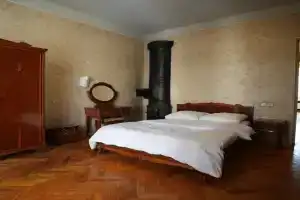 Vintage Writers Apartment, Yerevan