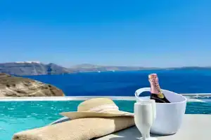 Thea Cave Villa - Heated Infinity Pool, Oia