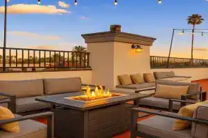 Belmont Shore Retreat Rooftop Lounge Putting Green Near 2nd Street Beaches Guest house, Long Beach