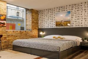 Spacious 2 King Suites - The Finnley Hotel, Grand Rapids