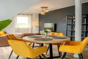 Roof-Suite 03 I Aufzug I Smart-TV I Balkon I WiFi Apartments, Rheda-Wiedenbruck