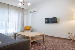 Nikaia One-Bedroom Comfort for 4 by ΜΡS, Piraeus