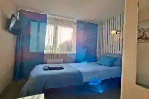 Marynarski z kuchnią i łazienką Smart TV Apart-hotel, Koszalin