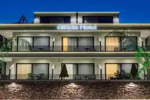 Alkida Luxury Rooms, Tolo