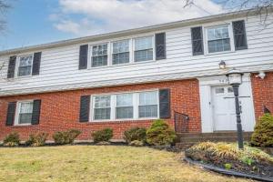Kenwood Keys Suites - for 12, Cincinnati