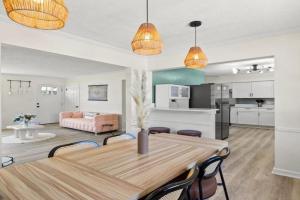 Large Home, Close To Uk Downtown, Hot Tub, Office Guest house, Lexington