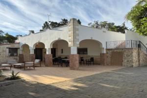 Villa Oronzo, Torre Lapillo