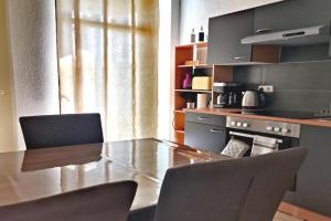 4RELAX - Praktisch und bequem, 4 Betten, zwei Zimmer Apartments, Plauen