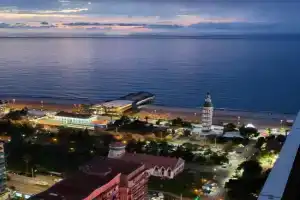 Orbi City 2 room s prekrasnym vidom na more i gory, Batumi
