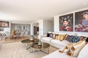 Hanami Scenic Luxury Apartment, Estepona