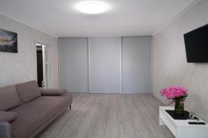 Zatishna z yakisnim remontom na prospekti Shevchenka Apartments, Odessa