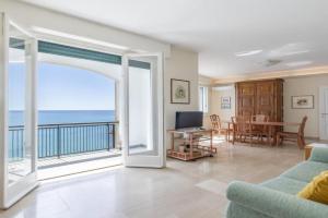 The Sound of the Sea by Wonderful Italy Apartments, Sanremo