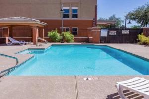 Luxury rental walk to downtown Guest house, Tempe