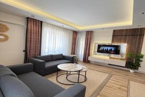 Konyaaltı Plajına Yakın Lüks Daire Apartments, Antalya
