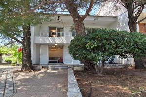 Holiday House Hlad, Baska