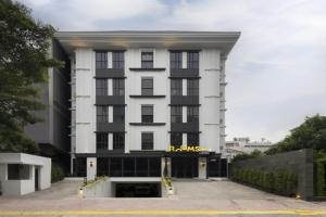 ROOMS INC Sudirman, Jakarta