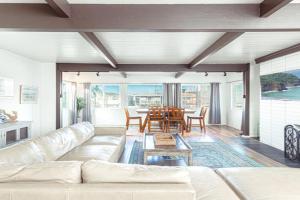 Charming 3Br W Large Deck, Walk To Beach And Marina Park By Beachview Rentals Guest house, Newport Beach