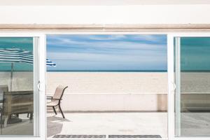 8Br Coastal Getaway W Gorgeous Views At An Excellent Value By Beachview Rentals Guest house, Newport Beach