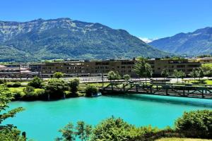 River 4-Kissed Retreat with Iconic Jungfraujoch View Apartments, Interlaken