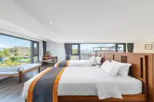 Kunming Boyue Hotel, Kunming