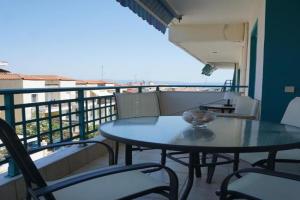 Apartment with Sea View, Kallithea