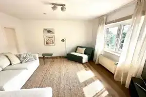 Hügelhaus Green - Gemütliche Ferienwohnung mit Balkon Apartments, Emmerich