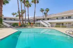 2 Mi to Downtown Gated Condo in Apartments, Palm Springs