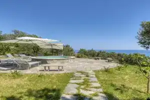Villa Luce del Sol Lux with Pool - L - Happy Rentals, Albenga