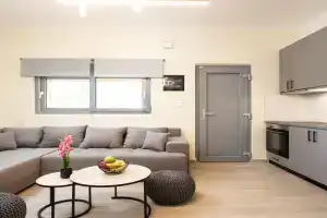 Marias Beach Light Stay Near the Sea Apartments, Tigaki