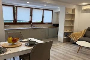 Lazzuro 7 Apartments, Bourgas