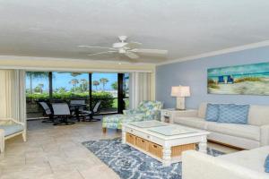 Crescent Royale Condominiums 1C Guest house, Siesta Key